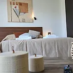 White Coral Apartment *