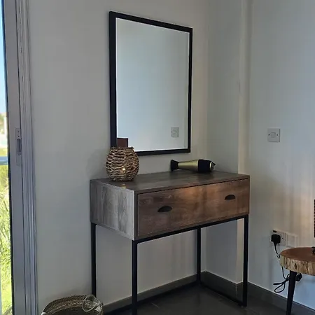 Apartment White Coral *